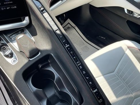 Used 2023 Chevrolet Corvette Stingray Premium Conv w/ Z51 Performance Package image 37