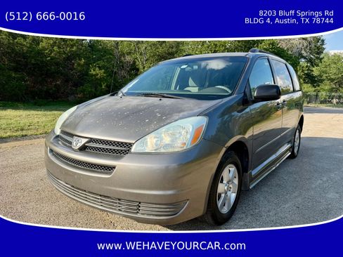 Used 2004 Toyota Sienna CE FWD image 2