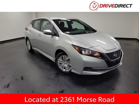 Used 2022 Nissan Leaf S image 1