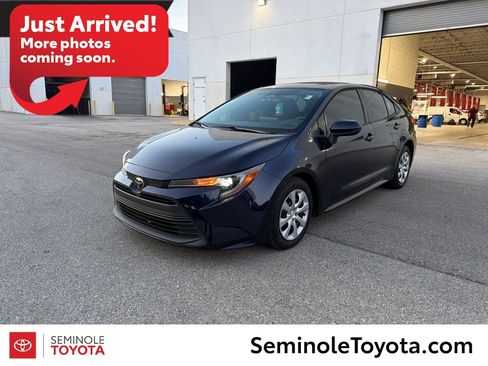 Used 2023 Toyota Corolla LE FWD image 1