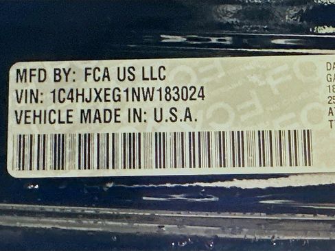 Used 2022 Jeep Wrangler Unlimited Sahara image 32