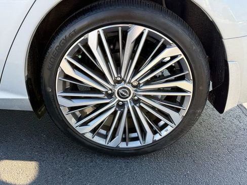 Certified 2024 Nissan Altima 2.5 SL image 16