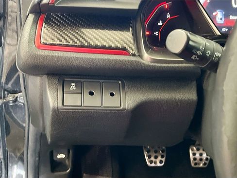 Used 2019 Honda Civic Type R image 10