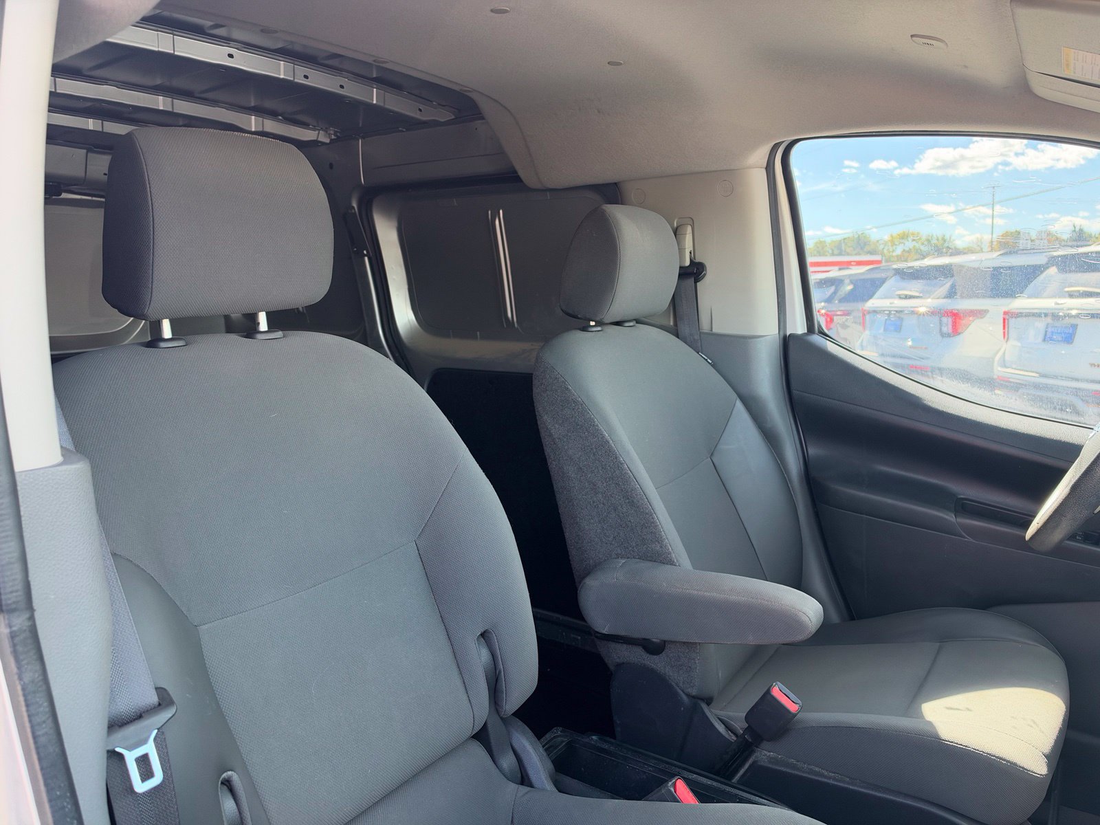 Used 2019 Nissan NV200 S FWD image 29