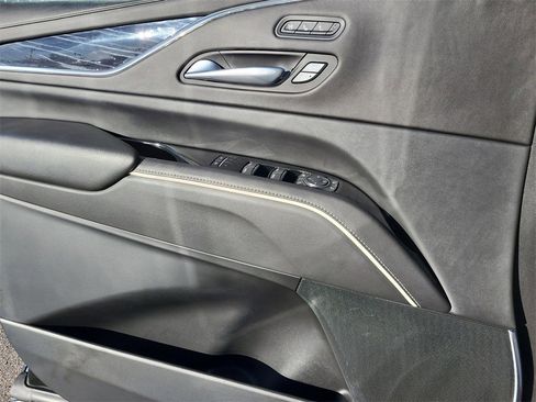 Used 2021 Cadillac Escalade ESV Sport w/ Driver Assist Tech Package image 11