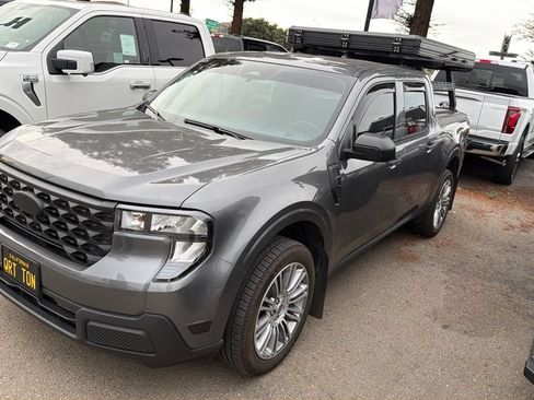 Used 2025 Ford Maverick XL FWD image 1