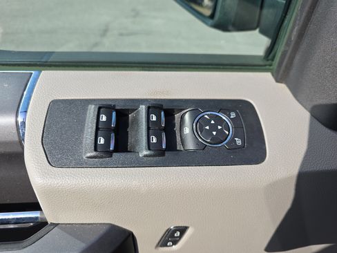 Used 2018 Ford F150 XLT w/ Equipment Group 302A Luxury AWD/4WD image 20