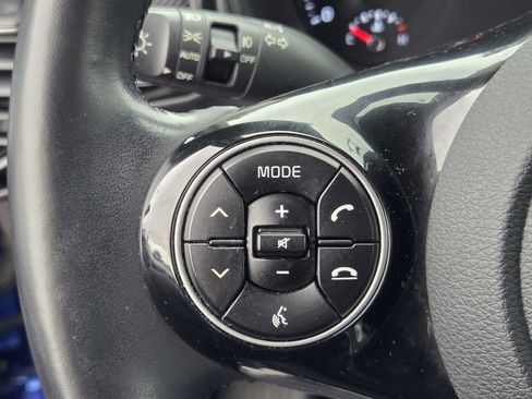 Certified 2022 Kia Soul GT-Line image 23