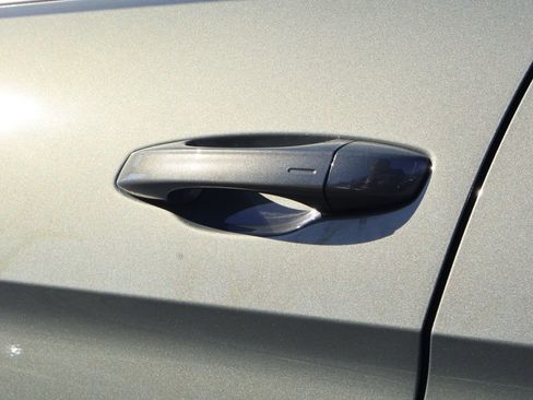 New 2026 Volkswagen Atlas SEL image 25