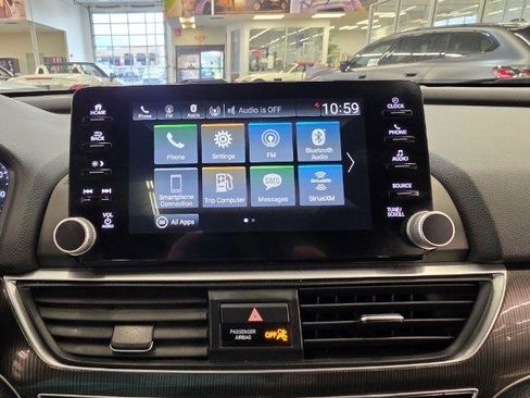 Used 2019 Honda Accord Sport image 15