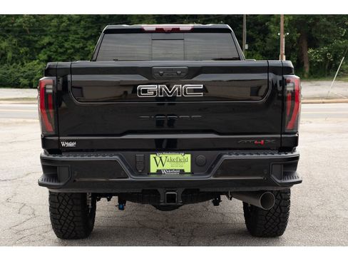 New 2026 GMC Sierra 2500 AT4X w/ LPO, Black Badging Package AWD/4WD image 7