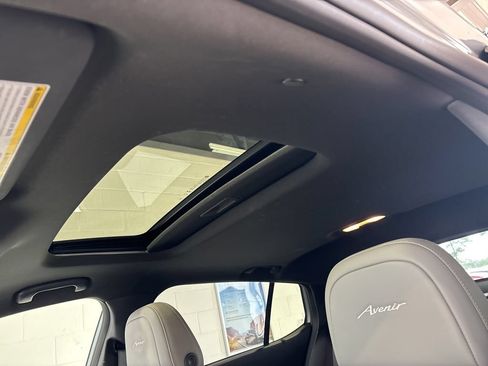 Used 2025 Buick Envista Avenir FWD image 16