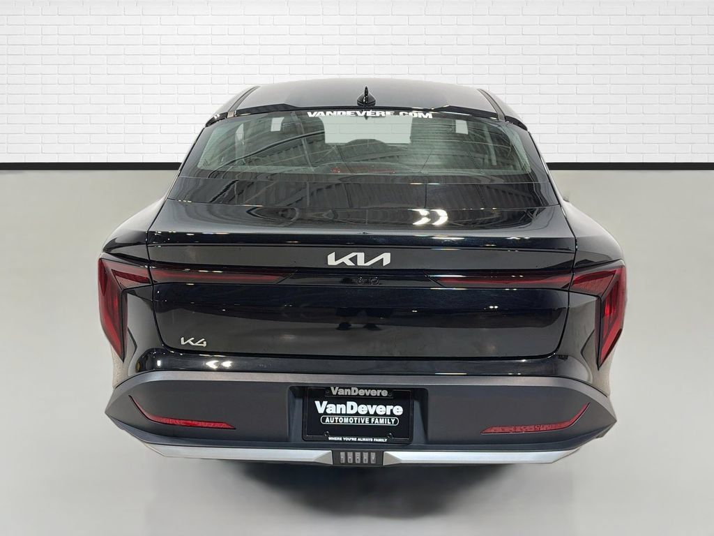 Used 2025 Kia K4 FWD image 8