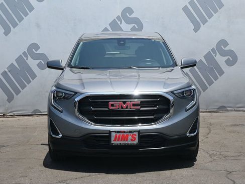 Used 2020 GMC Terrain SLE image 2