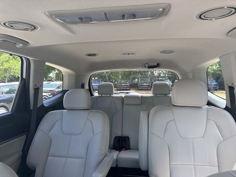 Used 2021 Kia Telluride EX w/ EX Premium Package image 9