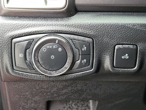 Certified 2019 Ford Ranger Lariat w/ Equipment Group 501A Mid image 25