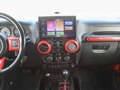 Used 2015 Jeep Wrangler Unlimited Sport w/ Quick Order Package 24S image 13