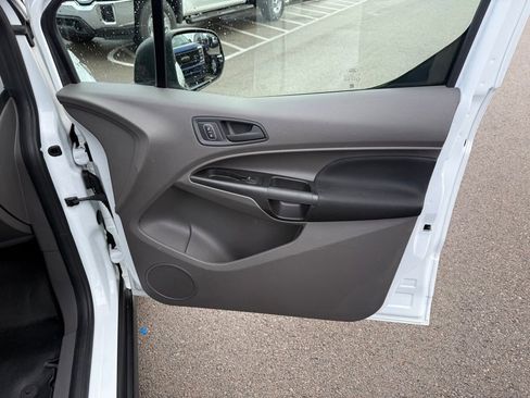 Used 2020 Ford Transit Connect XL image 10