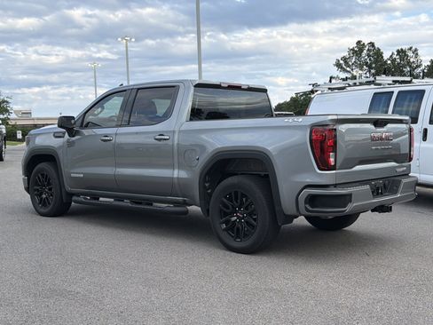 Used 2023 GMC Sierra 1500 Elevation AWD/4WD image 10