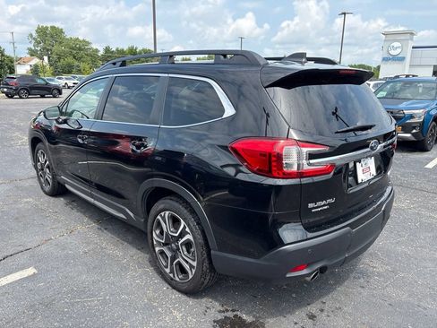 Used 2023 Subaru Ascent Limited AWD/4WD image 4