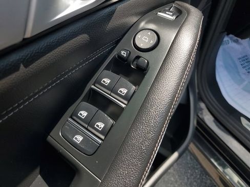 Used 2020 BMW X5 sDrive40i w/ M Sport Package RWD image 25