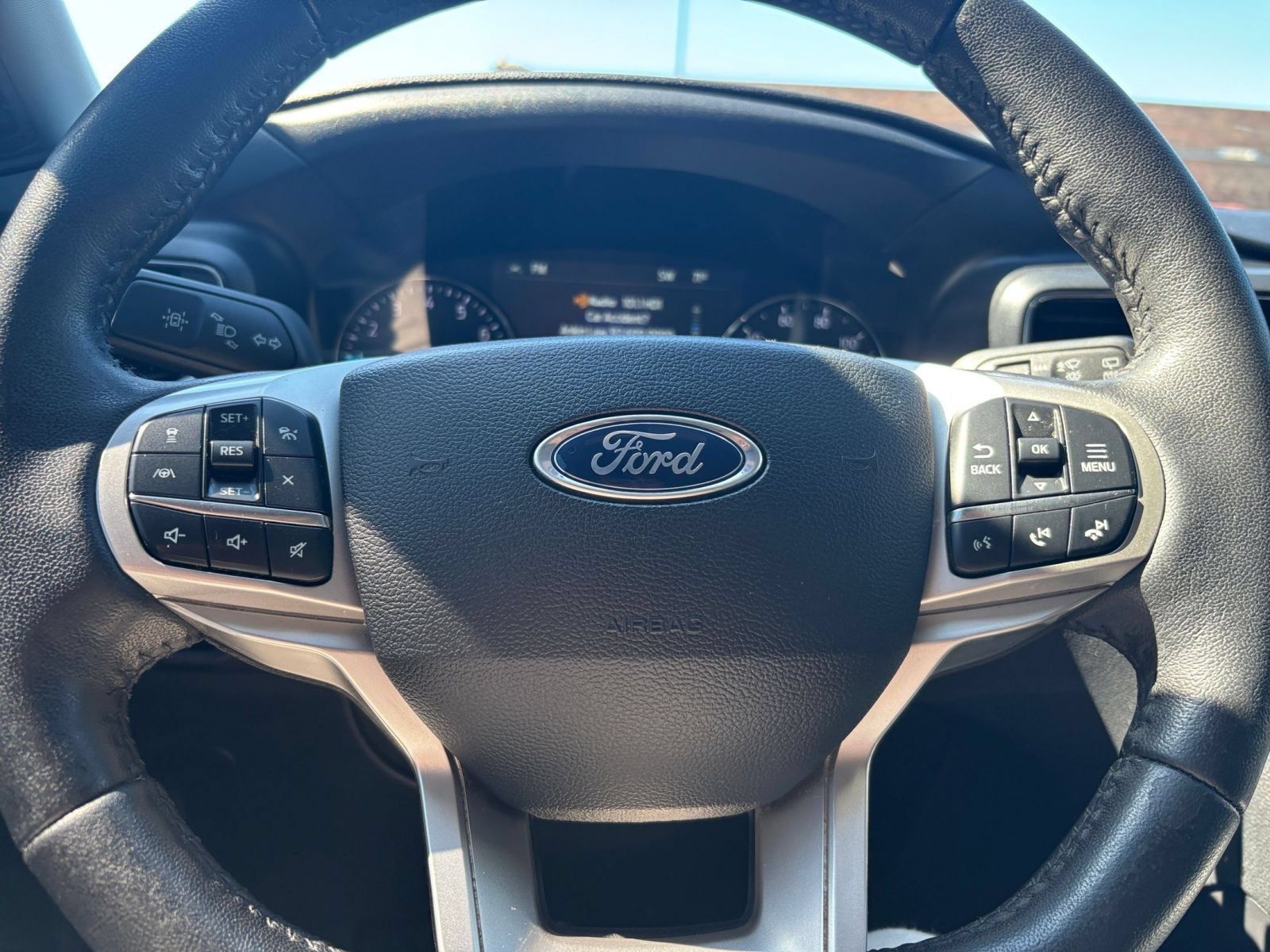 Used 2024 Ford Explorer Limited RWD image 27