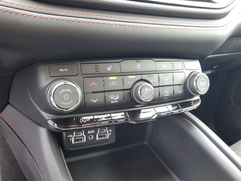 New 2026 Dodge Durango GT w/ Blacktop Package image 17