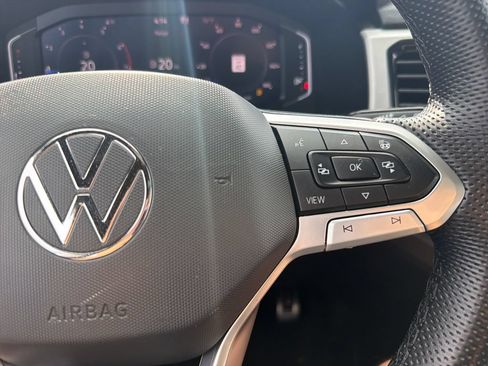 Certified 2023 Volkswagen Atlas Cross Sport SEL Premium R-Line AWD/4WD image 13