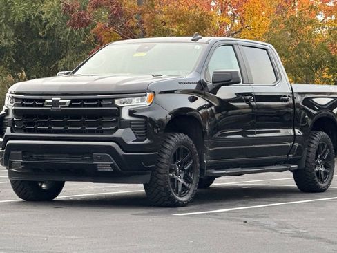 Used 2023 Chevrolet Silverado 1500 RST w/ LPO, Dark Essentials Package image 16