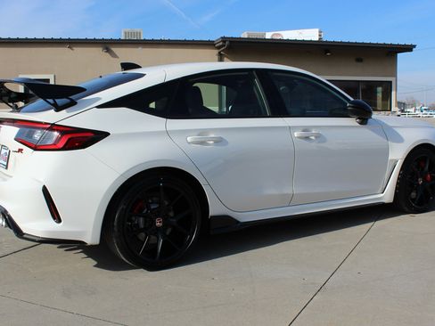 Used 2025 Honda Civic Type R image 38