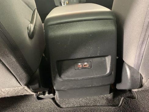 Used 2022 Nissan Frontier SV w/ Technology Package image 34