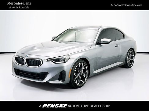 Used 2025 BMW 230i Coupe w/ Convenience Package image 1