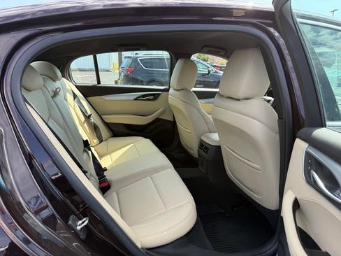 Used 2021 Cadillac CT5 Luxury w/ Cold Weather Package RWD image 17