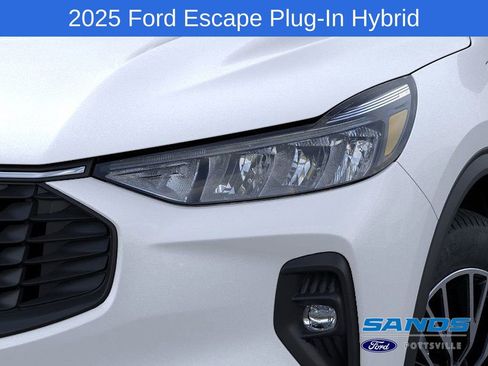 New 2025 Ford Escape Base image 18