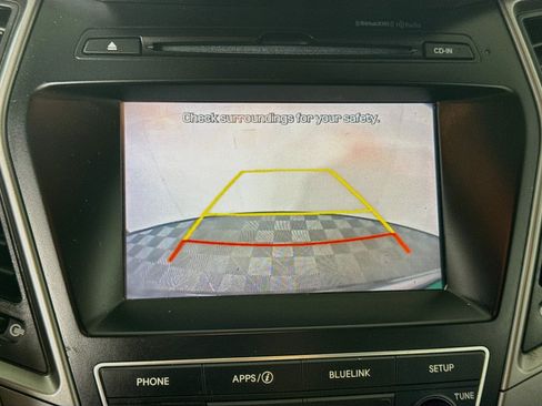 Used 2017 Hyundai Santa Fe Sport FWD image 19