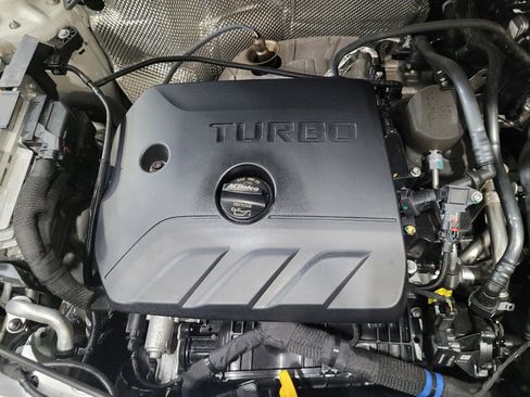 Used 2024 Chevrolet TrailBlazer LT w/ Convenience Package FWD image 30