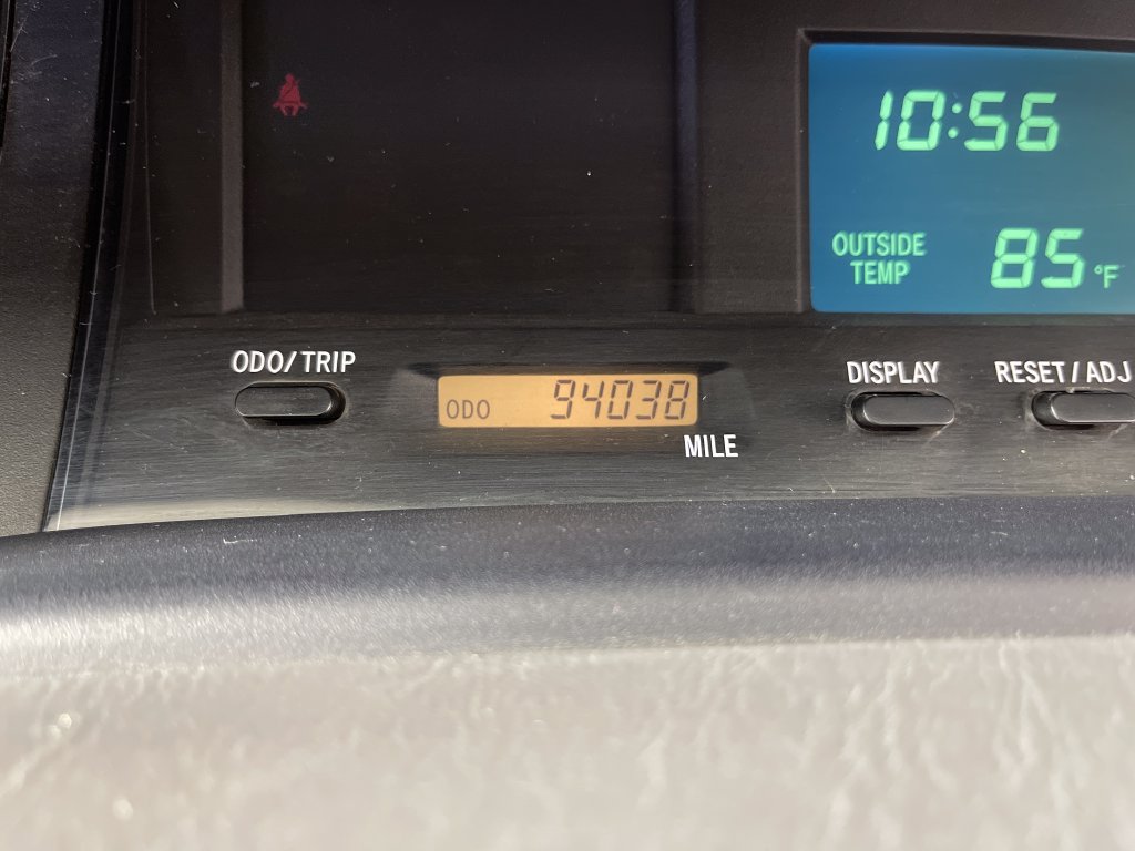 Used 2001 Toyota Avalon XLS w/ Option Pkg 6 FWD image 19