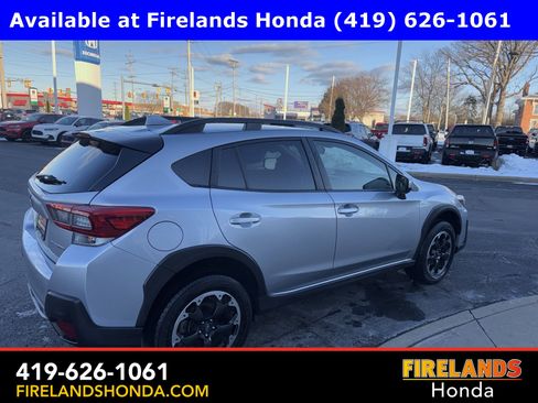 Used 2023 Subaru Crosstrek 2.0i Premium image 5