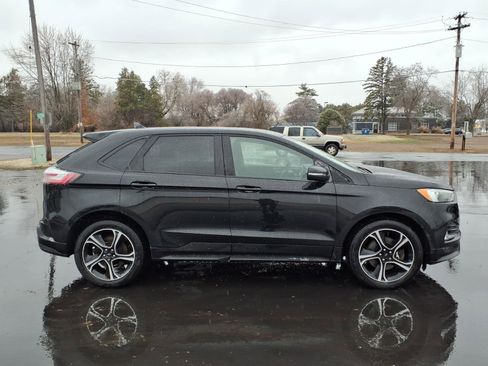 Used 2020 Ford Edge ST w/ Cold Weather Package image 7