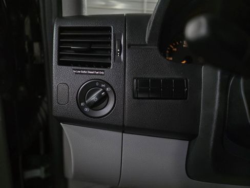 Used 2017 Mercedes-Benz Sprinter 2500 image 26