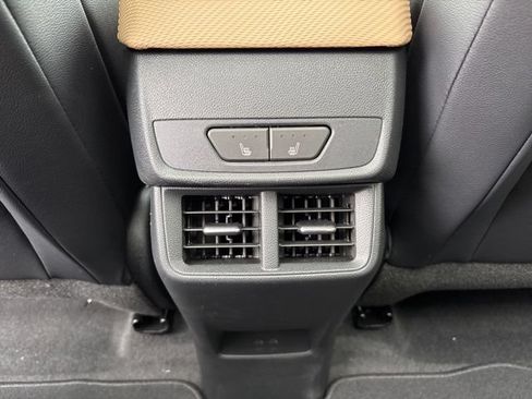 New 2026 Chevrolet Equinox ACTIV w/ Convenience Package III AWD/4WD image 36