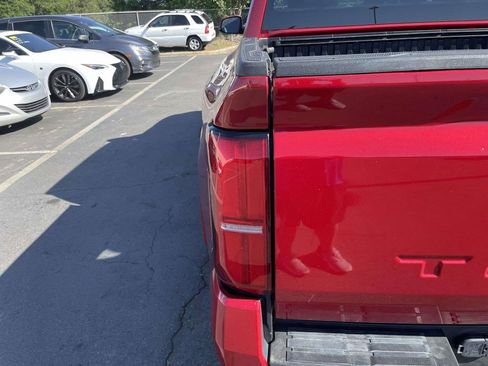 Used 2024 Toyota Tacoma SR5 RWD image 21