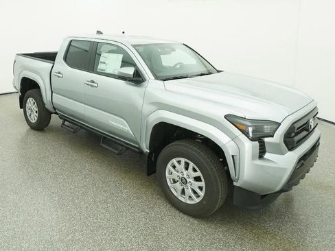 New 2026 Toyota Tacoma SR5 image 13