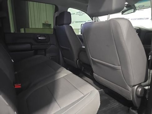 Used 2022 Chevrolet Silverado 2500 Custom w/ Custom Value Package image 23