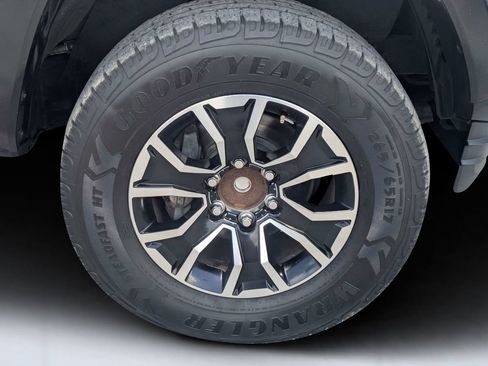Used 2021 Toyota Tacoma TRD Sport RWD image 11