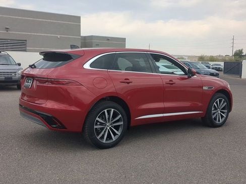New 2025 Jaguar F-PACE R-Dynamic S AWD/4WD image 19