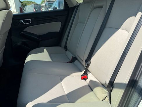 Used 2022 Honda Civic EX image 12