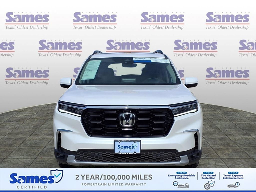 Used 2024 Honda Pilot Elite image 2