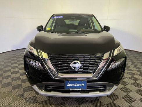 Used 2023 Nissan Rogue S AWD/4WD image 2