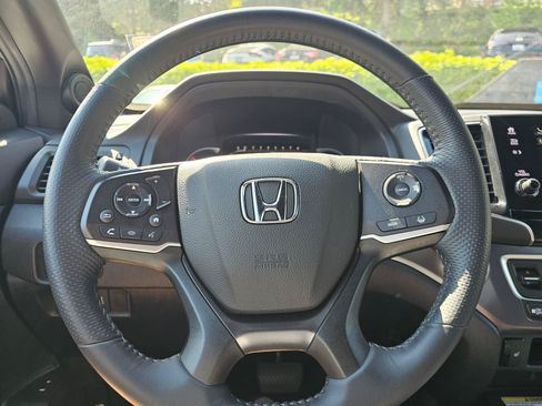 Used 2023 Honda Passport EX-L image 27